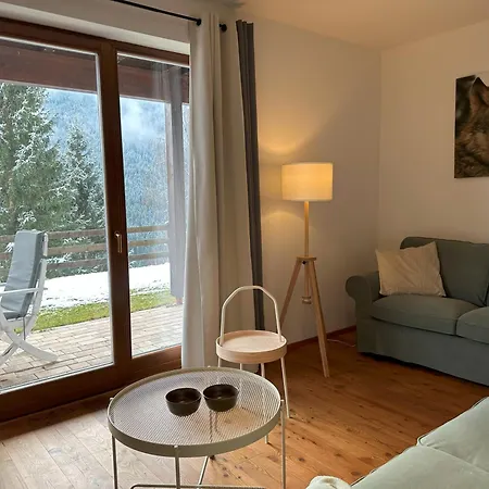 Panorama Hirsch - 2 Bedrooms, 2 Bathrooms, Near Slope Lägenhet