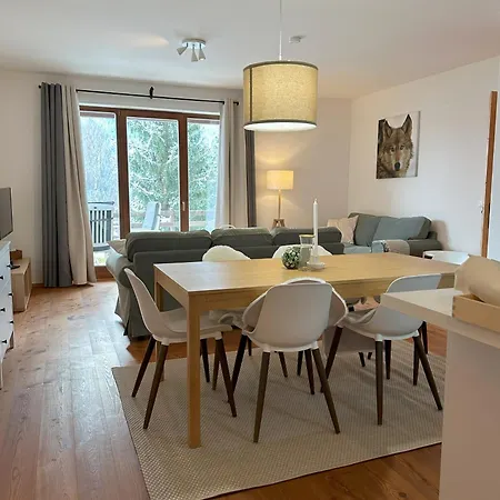 Panorama Hirsch - 2 Bedrooms, 2 Bathrooms, Near Slope Бад-Кляйнкірхгайм
